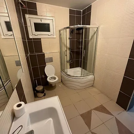 S-hotel *