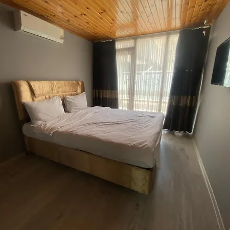 S-hotel